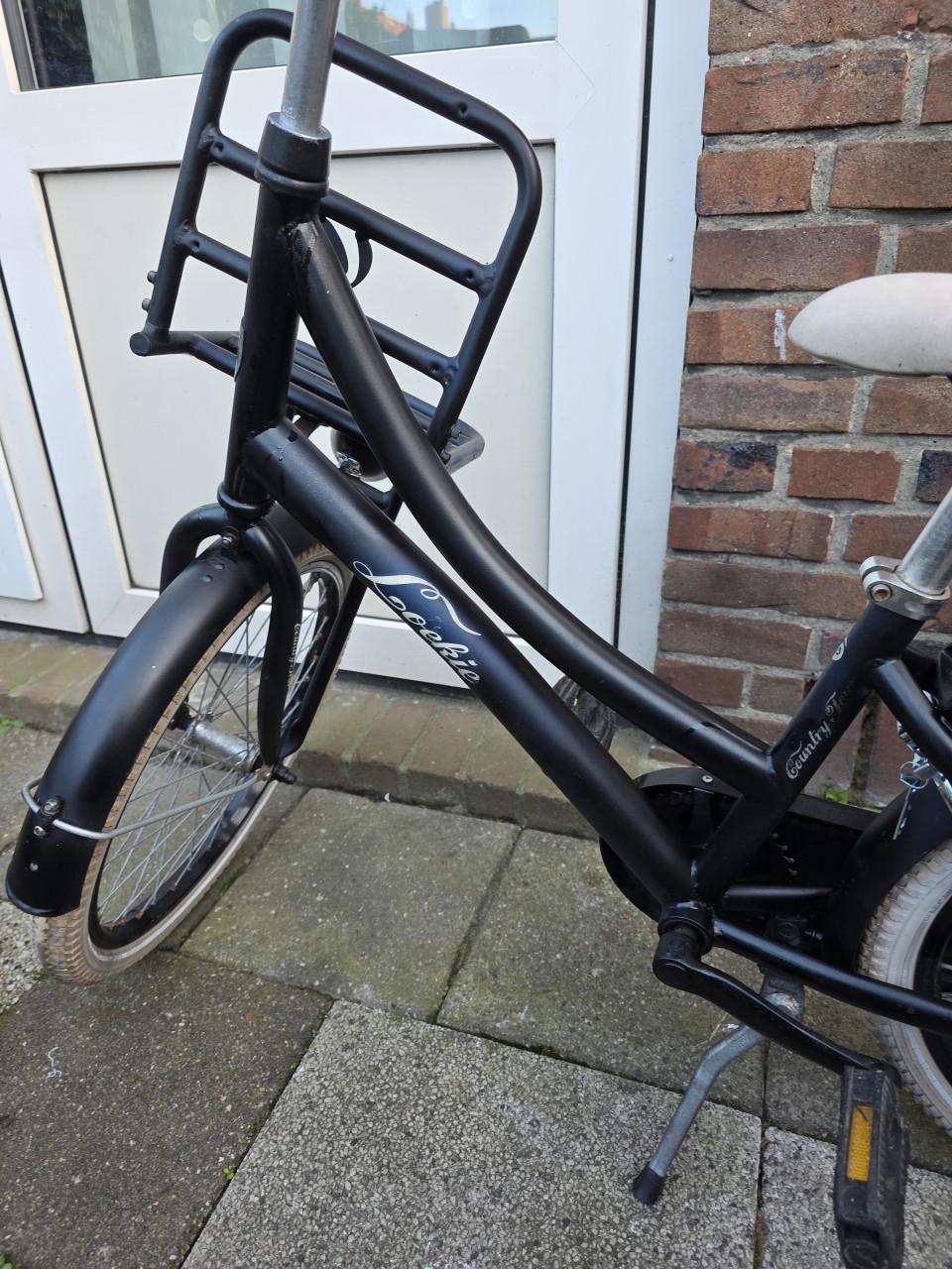 Jongens fietsje 20inch met trap rem achter-vanaf 7 tot 9 jaar