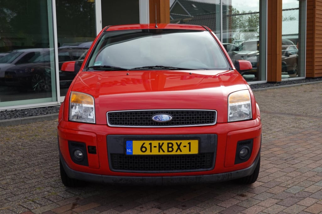 Ford Fusion 1.6-16v futura