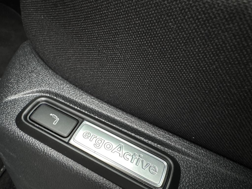 Volkswagen T-roc 1.5 tsi r-line edition * massage * carplay * trekhaak * ca