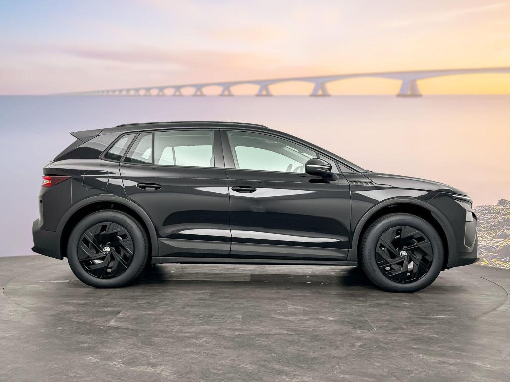 Skoda Elroq limited 50 elektromotor 125 kw / 170 pk suv elektr