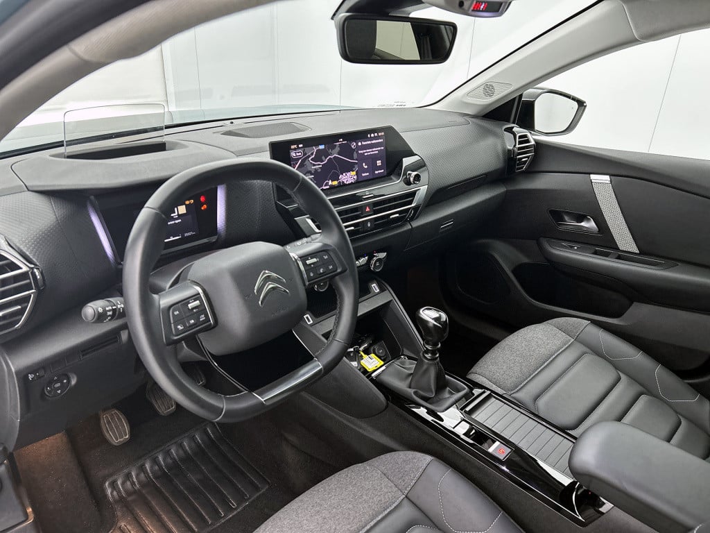 Citroen C4 130pk shine | rijklaar | panorama dak | headup display ||