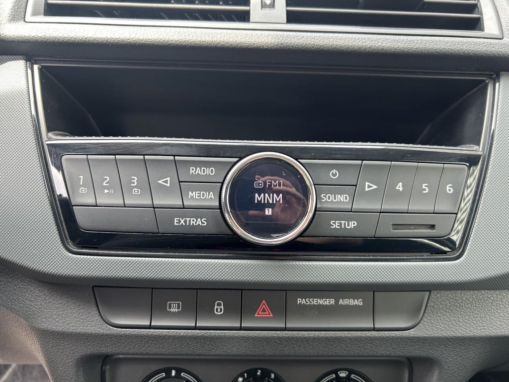 Skoda Fabia 1.0 active uniek lage kloppende km stand|mooie staat