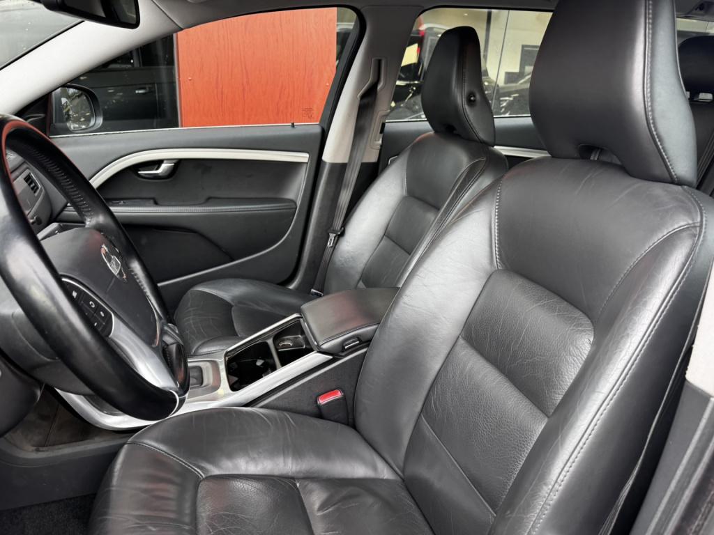 Volvo V70 1.6 t4 nordic | automaat | trekhaak | leer | nav