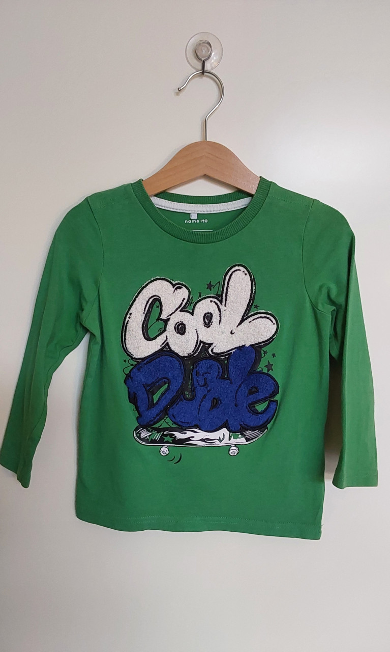 Groene longsleeve in maat 92 van het merk Name It
