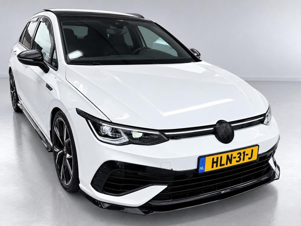 Volkswagen Golf 1.5 etsi r-line business | automaat | panoramadak | 19 inch