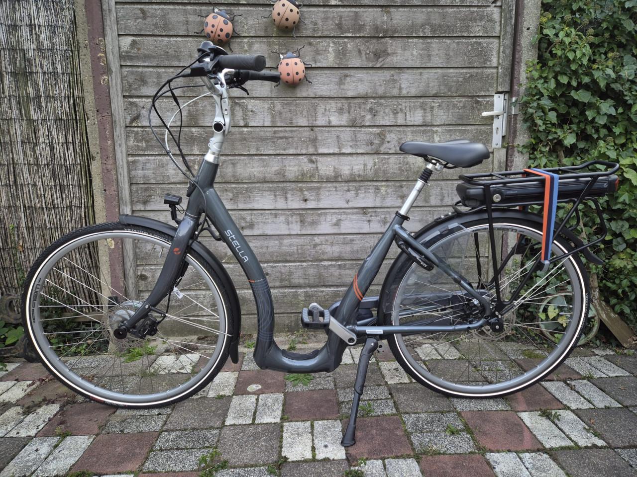Nieuwe elektrische fiets lage instap