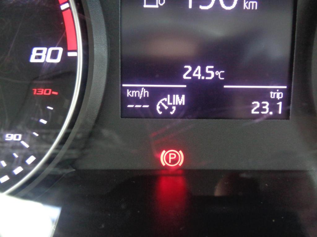 Seat Arona 1.0 tsi reference/airco/lm velgen/carplay/1st eig/slechts 79000k