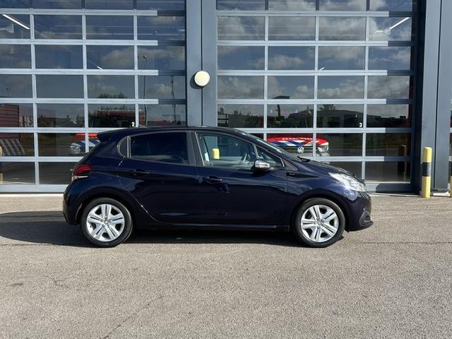 Peugeot 208 1.2 puretech signature