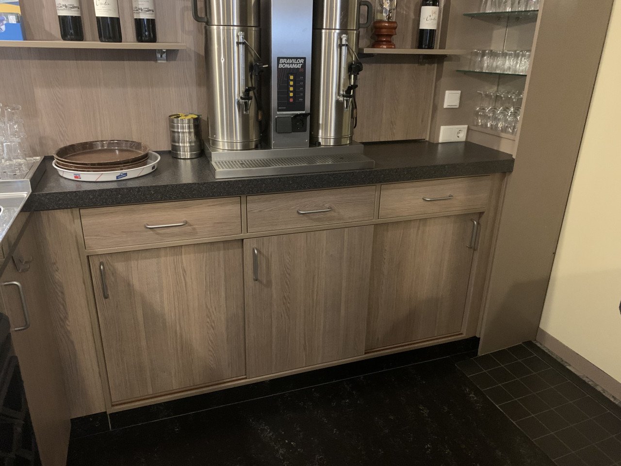 Bar/ buffet/balie