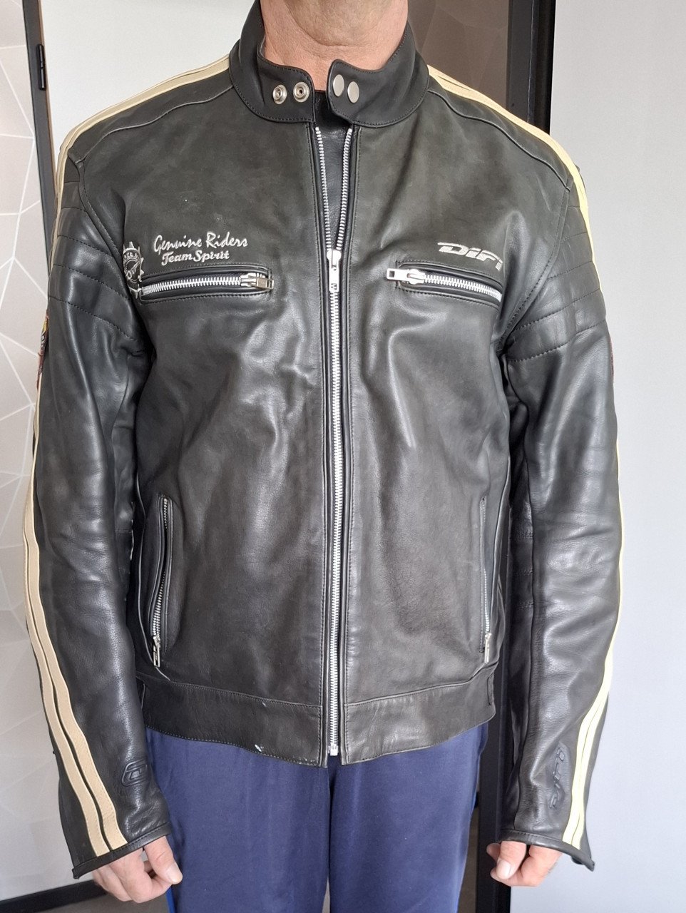 Zwarte leder motorjas