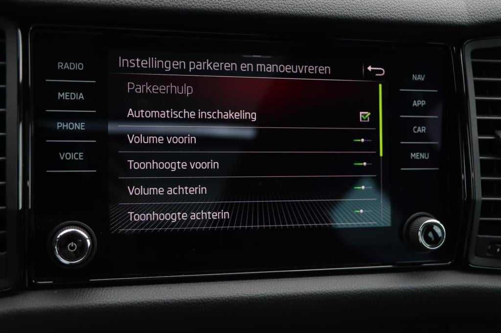 Skoda Kodiaq 1.5 tsi sportline business comfort 150pk dsg7