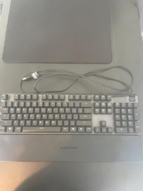 STEELSERIES Apex 5 Qwerty Gaming-toetsenbord