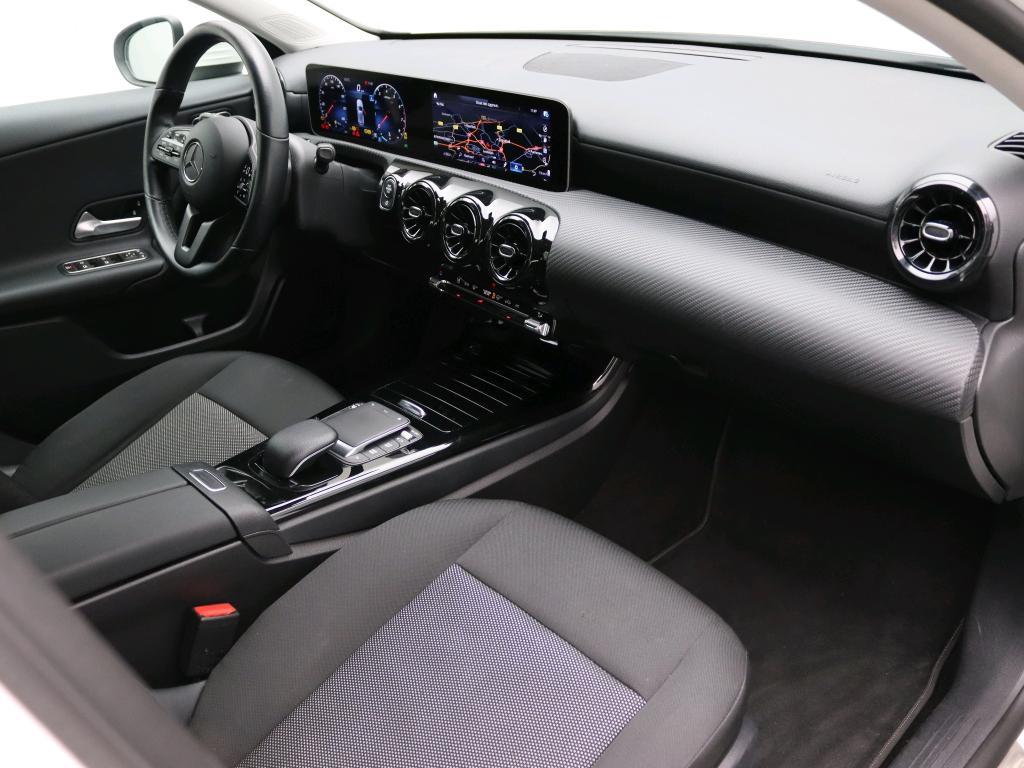 Mercedes-Benz A-Klasse 180 business solution ledkoplampen |  achteruitrijca