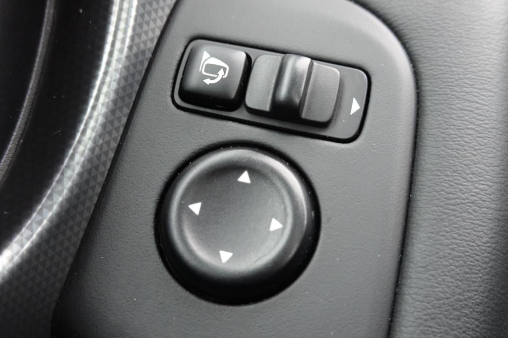 Nissan Qashqai 1.2 tekna +