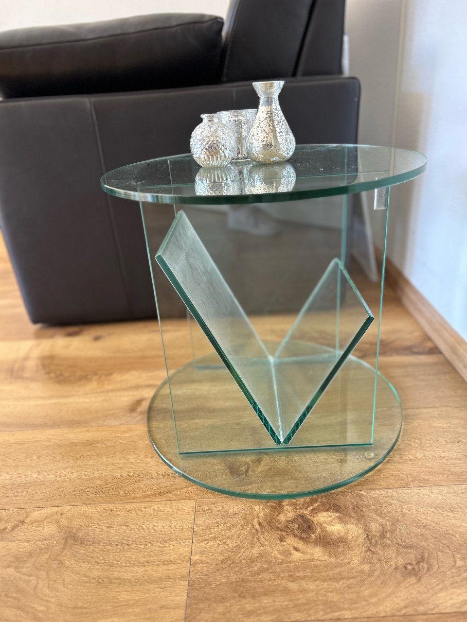 Glazen bijzettafel
