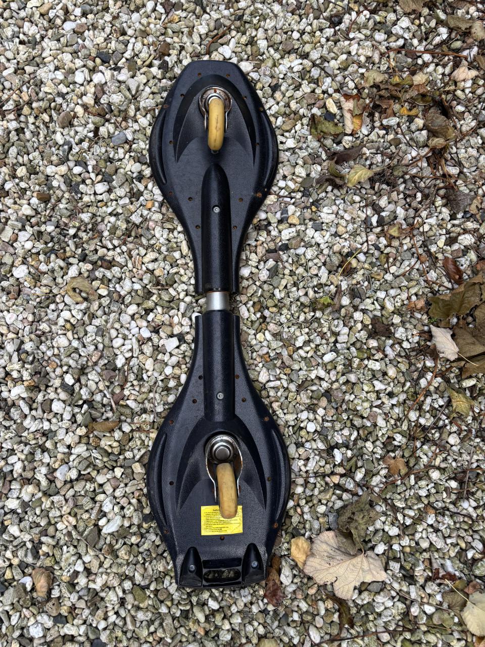 Waveboard skateboard