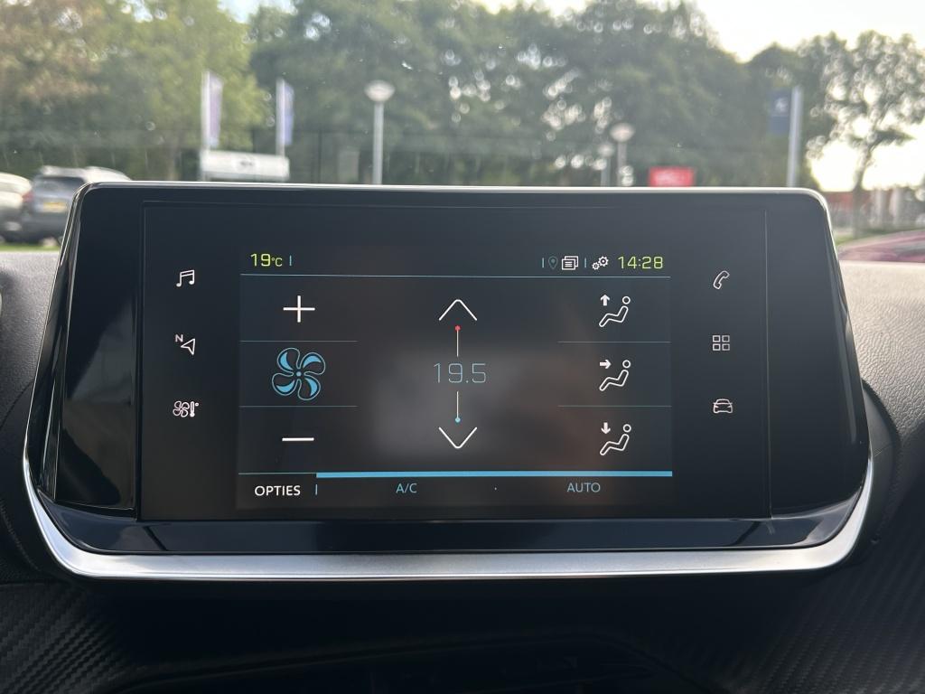 Peugeot 208 ev 50kwh 136pk active pack | navigatie | bluetooth | parkeersen
