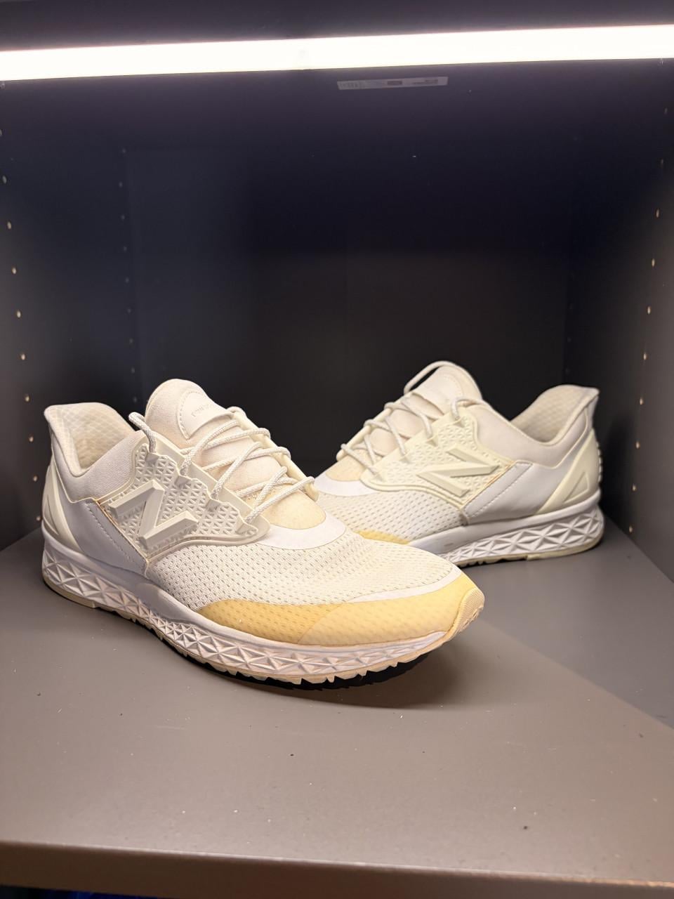 New Balance Maat 44