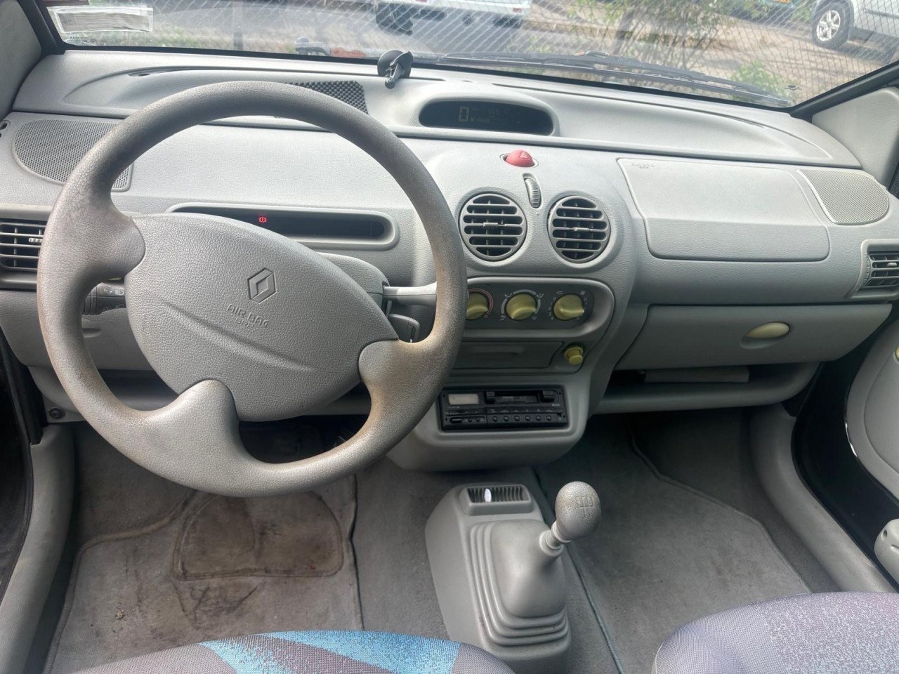Renault Twingo 1.2 Comfort € 850 ,- apk:2026
