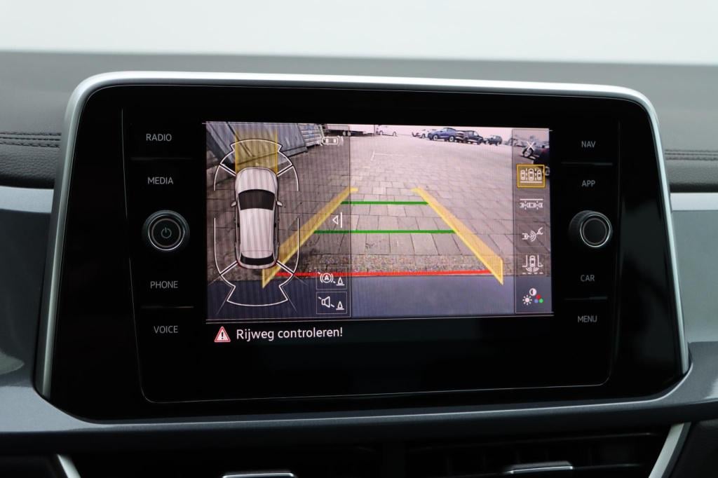 Volkswagen T-roc 1.5 tsi style 150pk dsg7