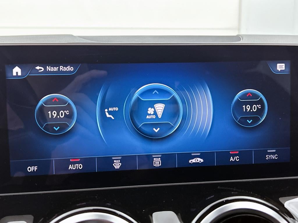 Mercedes-Benz B-Klasse 180 business solution amg | amg line | trekhaak | st