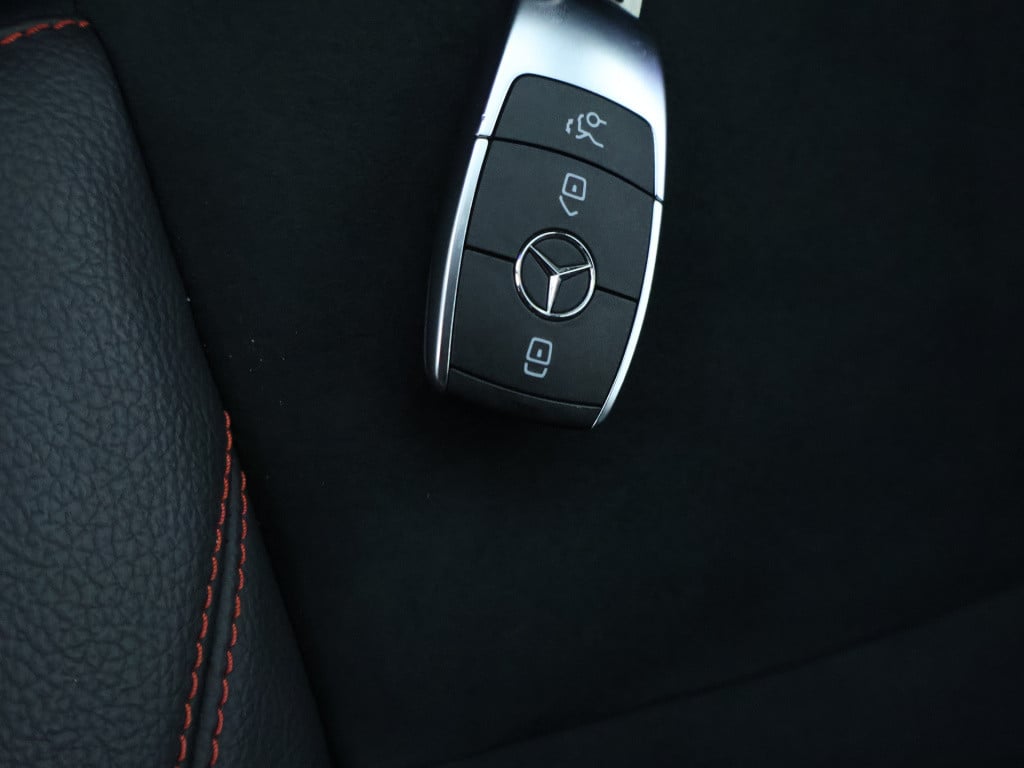 Mercedes-Benz Gla-klasse 250 e amg line | cruise control | sfeerverlichting