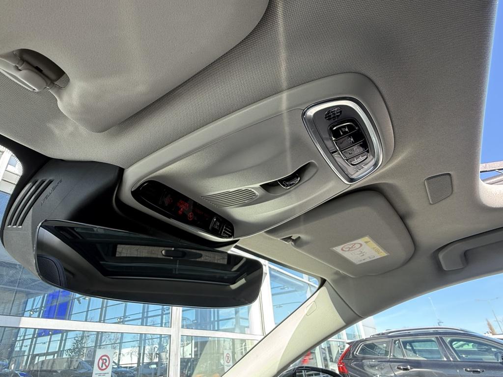 Volvo V60 t6 340pk recharge r-design| full options! trekhaak