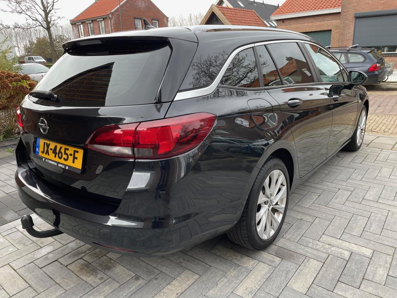 OPEL ASTRA SPORTS TOURER