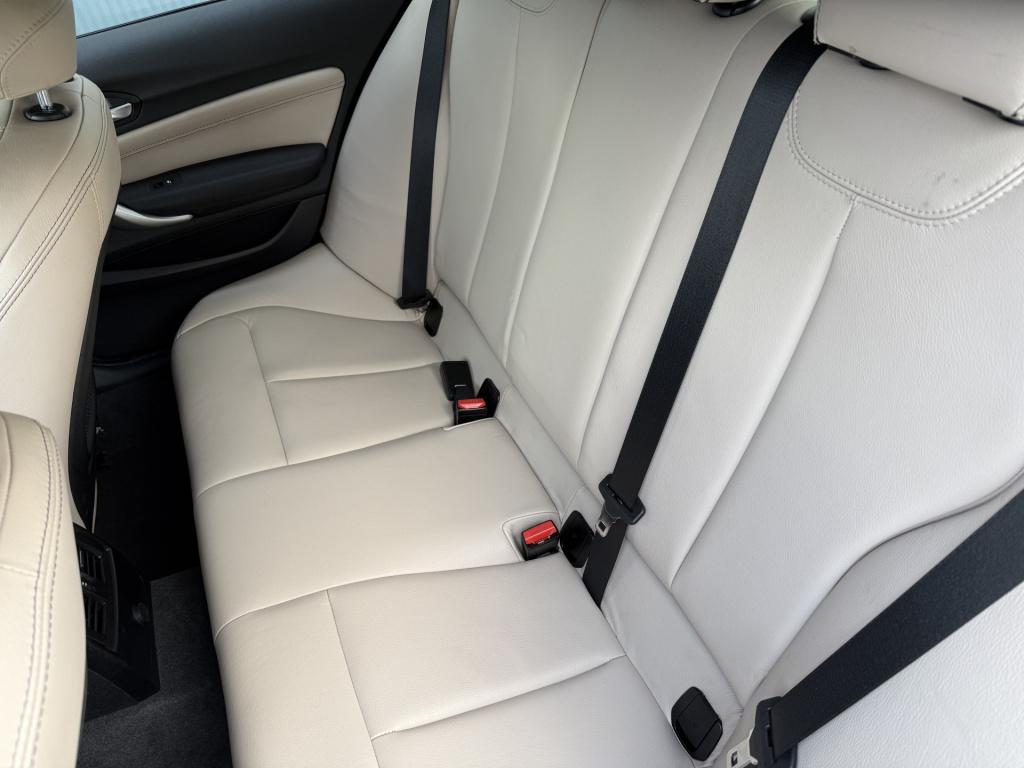 BMW 1 Serie 116i 136pk upgrade edition sportline 5-drs