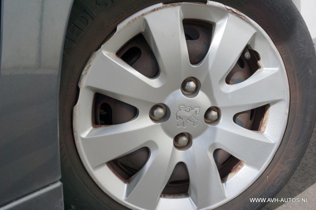Peugeot 207 sw 1.6 vti sublime automaat