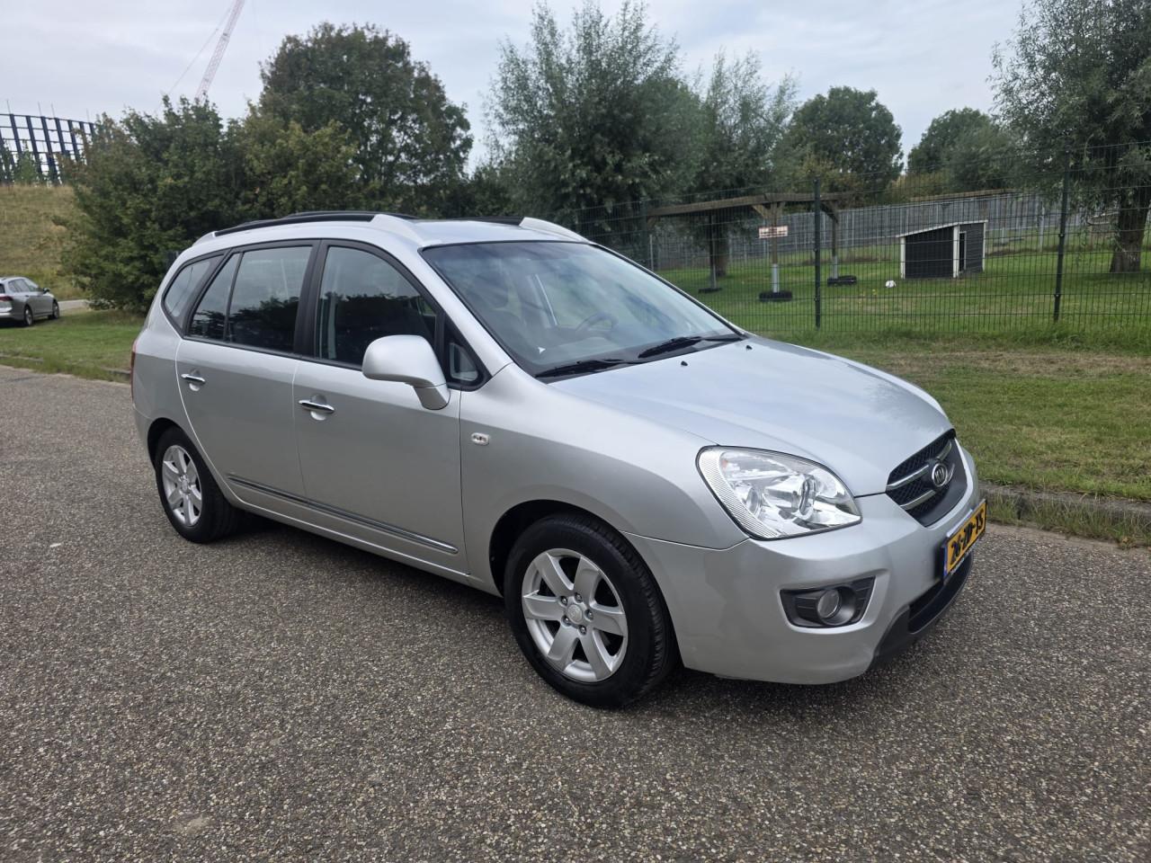 Kia Carens 2.0 CVVT X-ecutive 7 Persoon's!