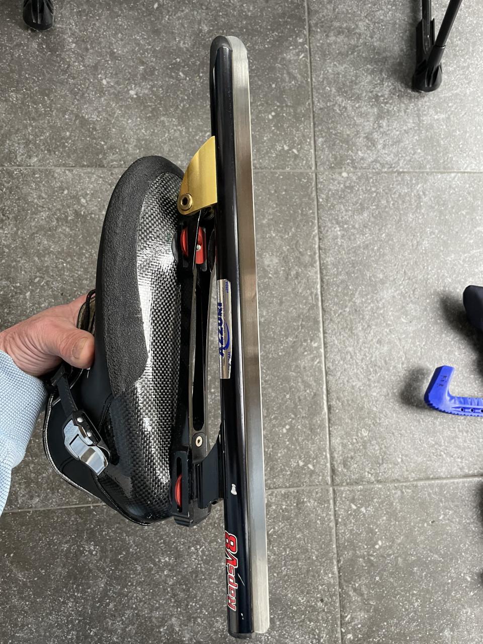 Evo Xenon maat 43 met Raps V8 klapschaats