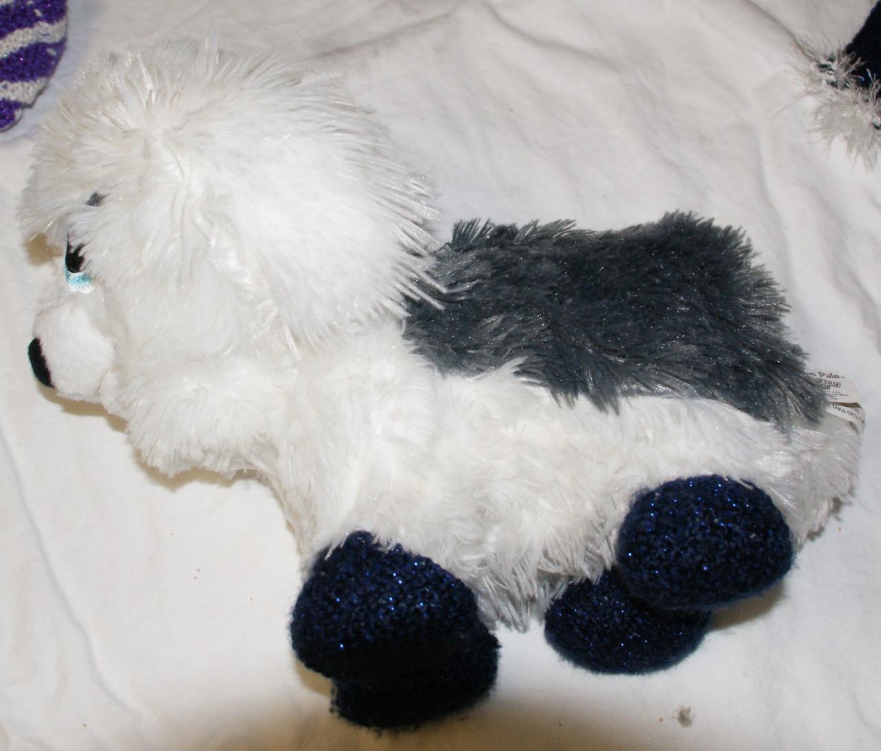 Interactieve Pippo Popo speelgoedhond met kleedjes