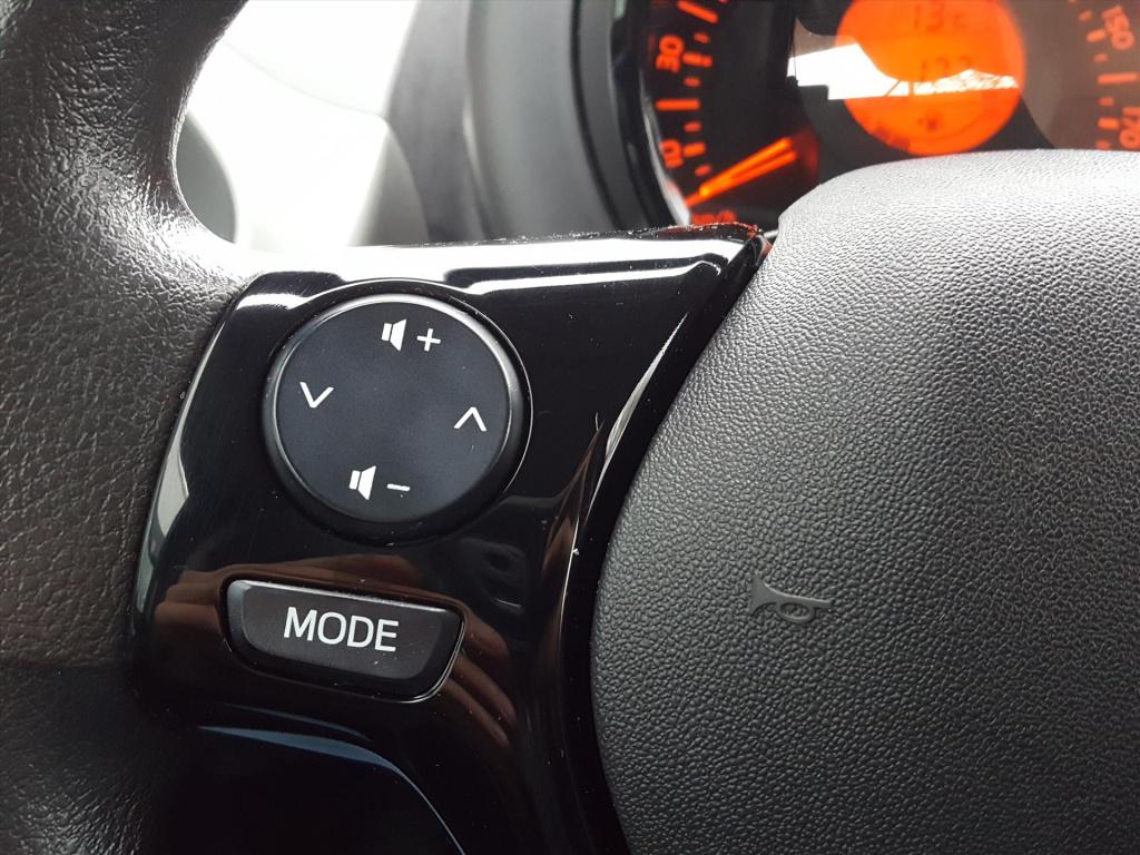 Peugeot 108 active 1.0 e-vti 68pk 5d pack premium | airco | bluetooth belle