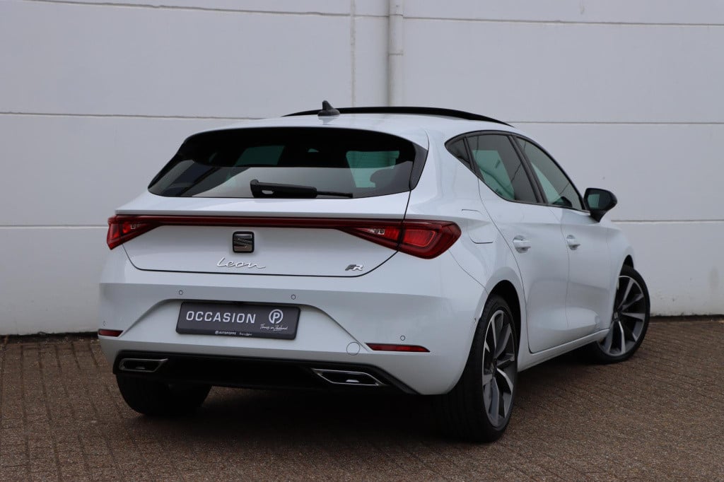 Seat Leon 1.5 etsi fr launch edition dsg7 150pk