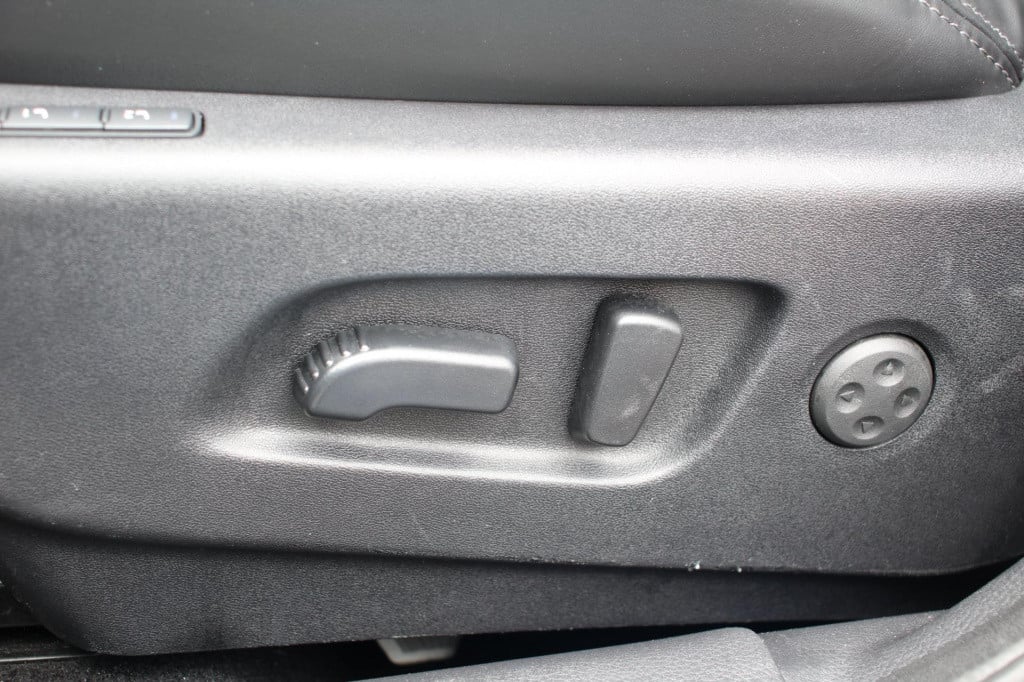 Nissan Qashqai 1.6 tekna + - pano - leder - bose - trekhaak - dab - led - s