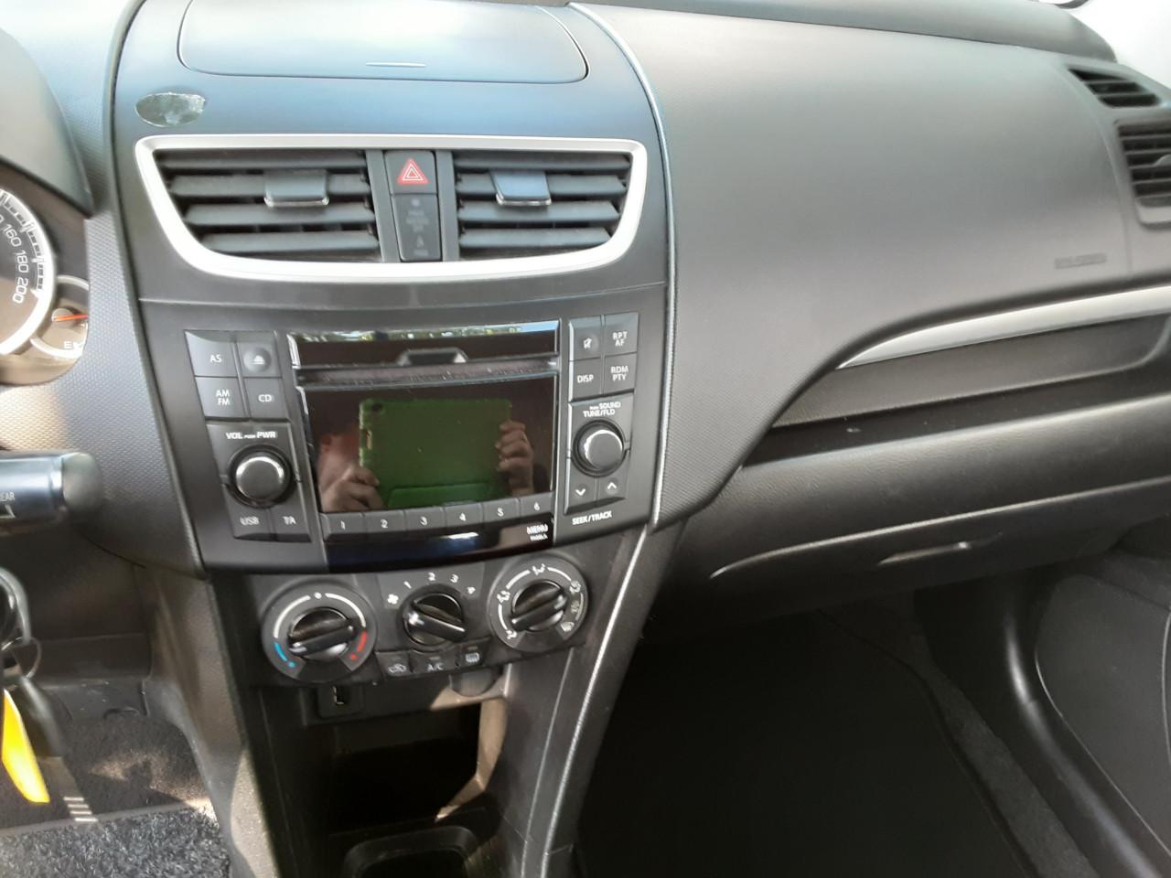 Suzuki Swift 1.2 Base EASSS ** 4950 EURO ** apk 17-12-2026