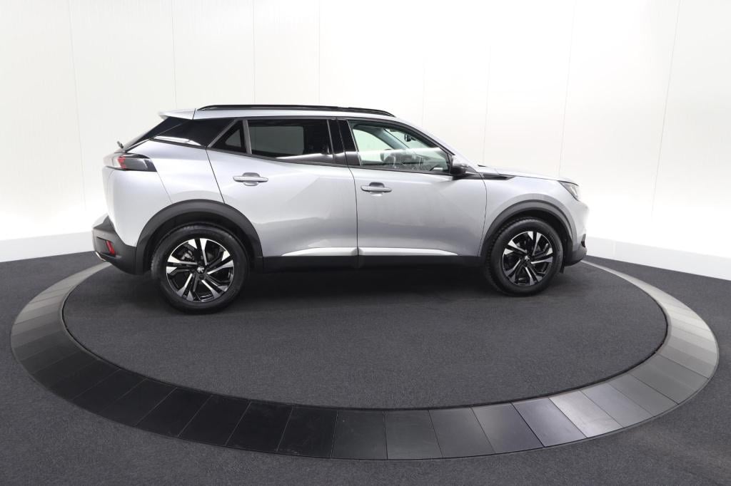 Peugeot 2008 puretech 130 eat8 allure | trekhaak afneembaar | camera | navi