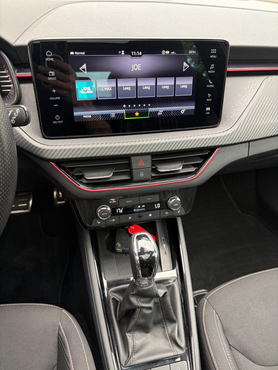 Skoda Kamiq 1.0 tsi monte carlo pano stuurverwarming