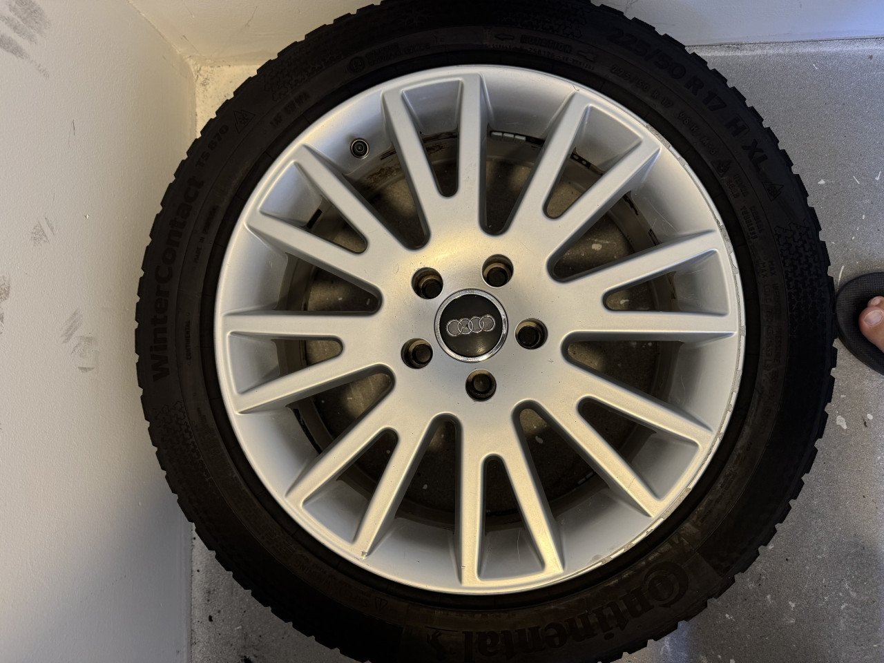 17 inch velgen met zgan Continental Winterbanden