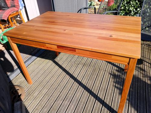 Eettafeltje Jokk Mokk (Ikea) - massief grenen