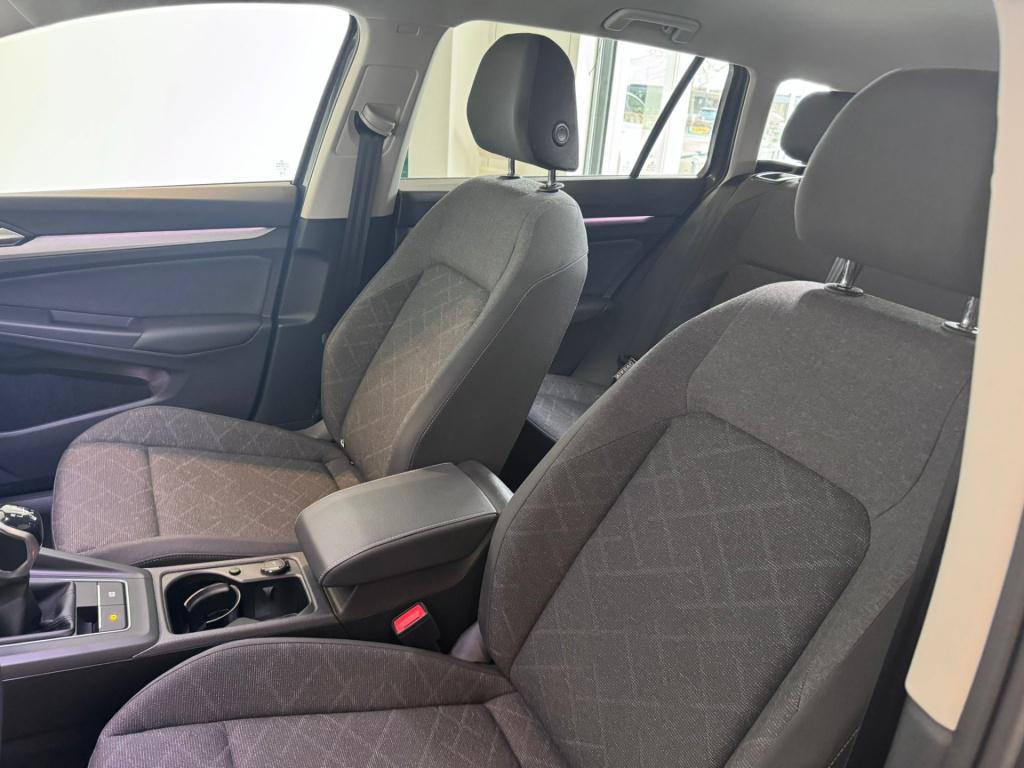 Volkswagen Golf variant 1.5 tsi life business