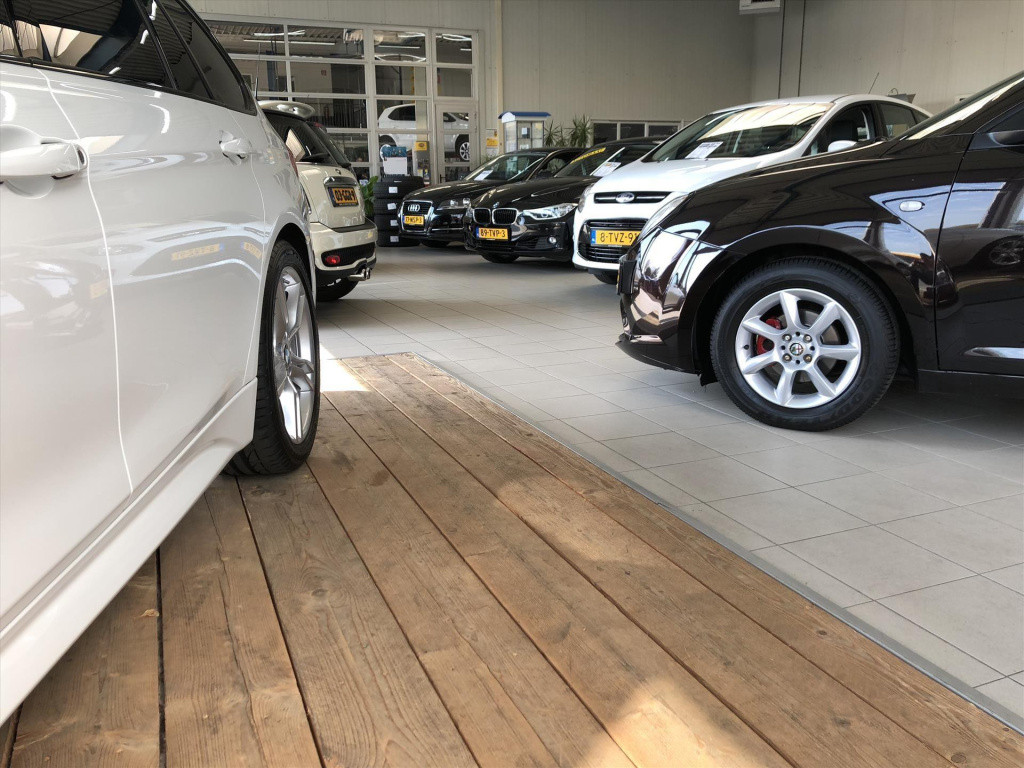 Toyota Aygo x 1.0 vvt-i s-cvt envy