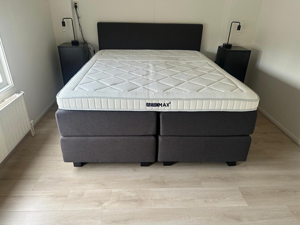 2 persoons bed