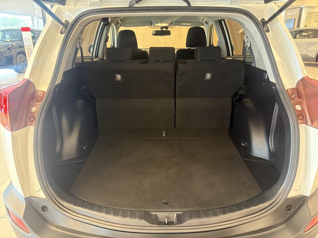 Toyota Rav4 2.0 dynamic limited 4wd | trekgewicht 1500 kg | trekhaak |