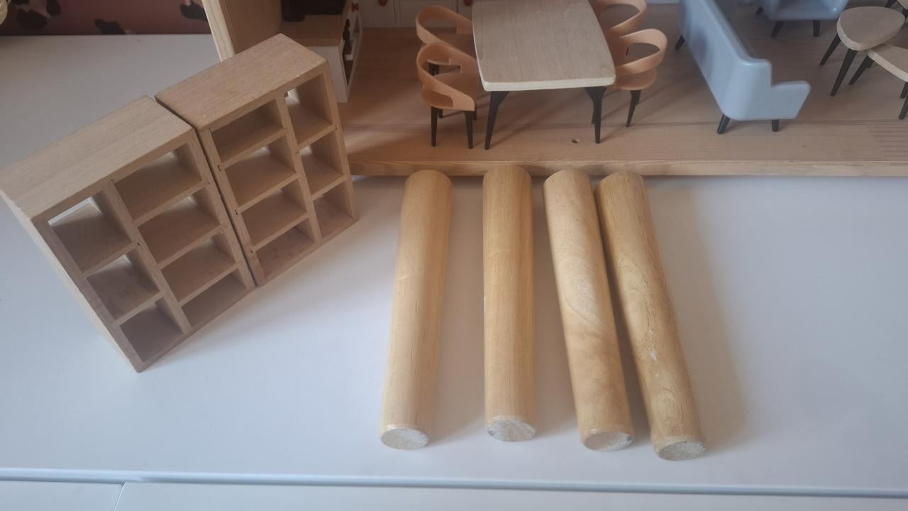 Poppenhuis incl meubels