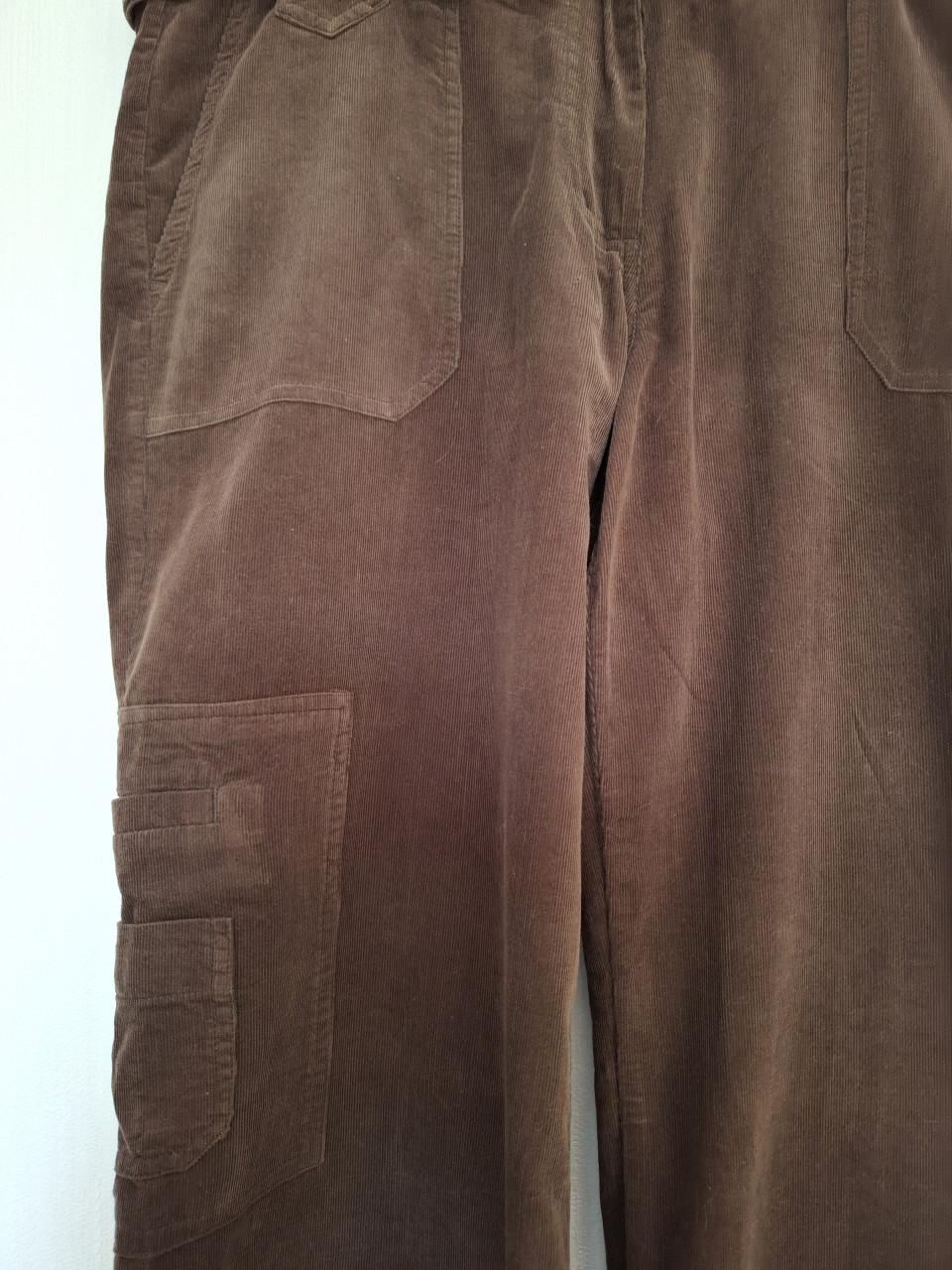 Casual collection broek ribfluweel. Bruin. Maat 44. Nieuw.