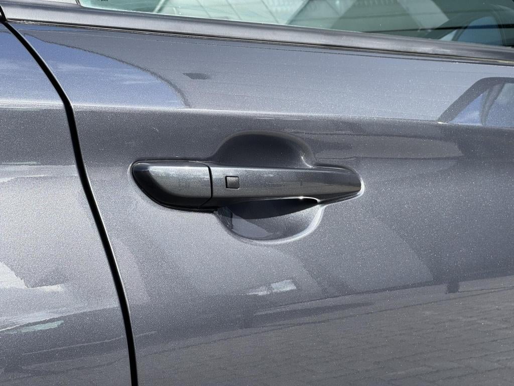 Hyundai Kona ev fashion 39 kwh soh 98%