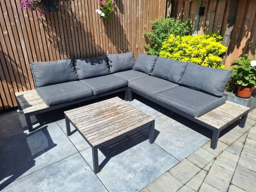 Loungebank met tafel