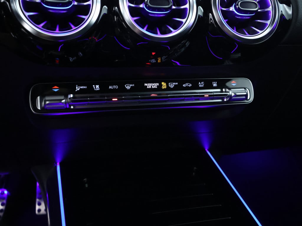 Mercedes-Benz Gla-klasse 250 e amg line | cruise control | sfeerverlichting